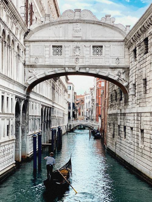 想象去威尼斯（想去威尼斯景点的原因）